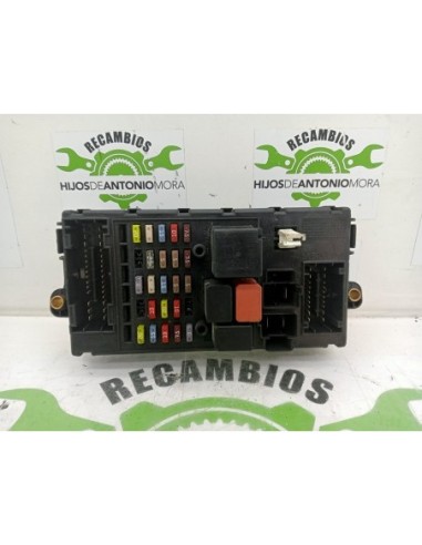 CAJA RELES / FUSIBLES IVECO DAILY CAJA CERRADA - 96706