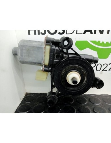 MOTOR ELEVALUNAS TRASERO DERECHO AUDI A3 - 97693