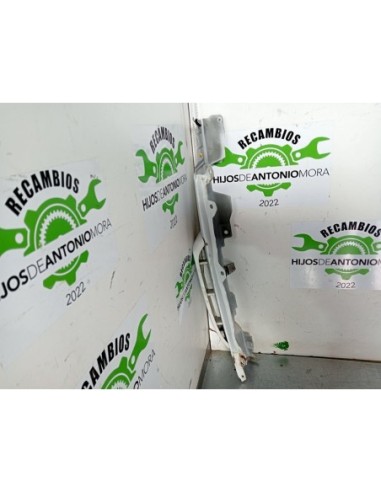 DEFLECTOR DERECHO  NISSAN CABSTAR - 09 06 - 98641