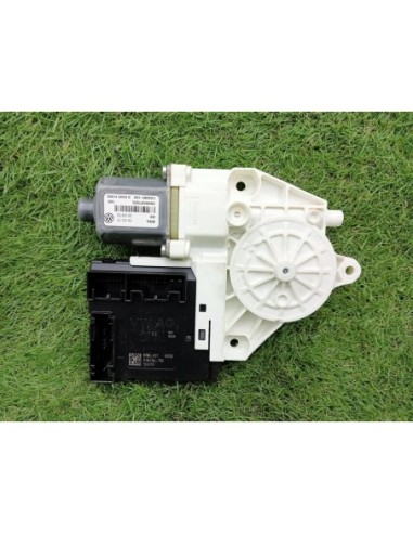 MOTOR ELEVALUNAS DELANTERO DERECHO VOLKSWAGEN TIGUAN - 98738