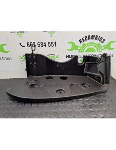 SOPORTE FARO DERECHO RENAULT KERAX 2002 -  E3 - 100816