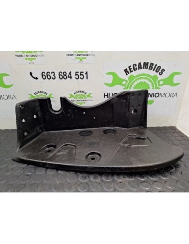 SOPORTE FARO IZQUIERDO RENAULT KERAX 2002 -  E3 - 100817