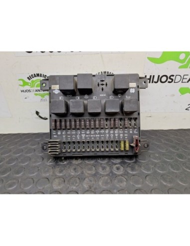 CAJA RELES / FUSIBLES NISSAN TRADE - 100999