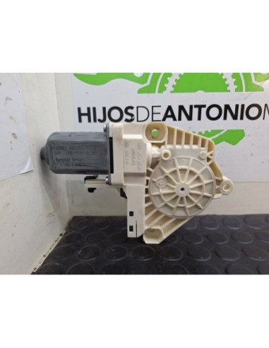 MOTOR ELEVALUNAS DELANTERO IZQUIERDO AUDI A8 - 101745